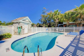 Spacious House with Pool near the Beach 2165
